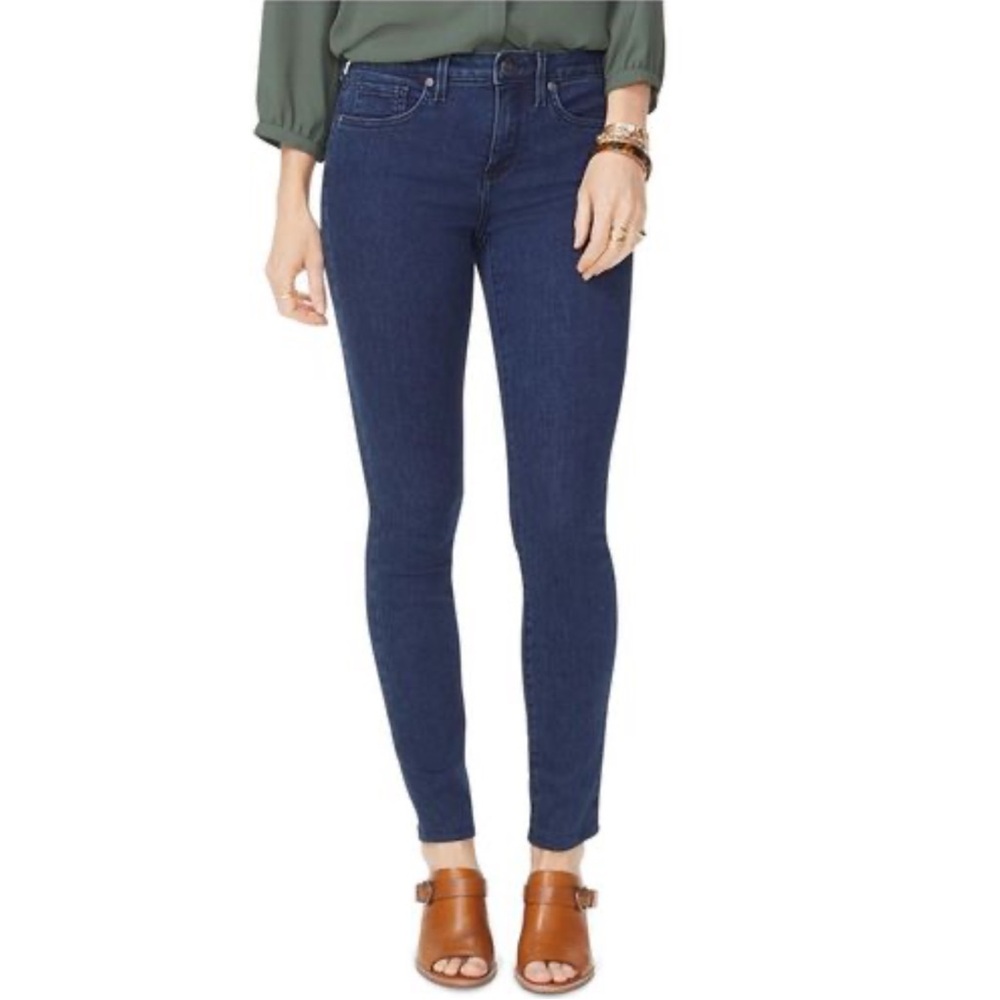🛑 1 hour sale. NYDJ, dark blue skinny jeans, 14